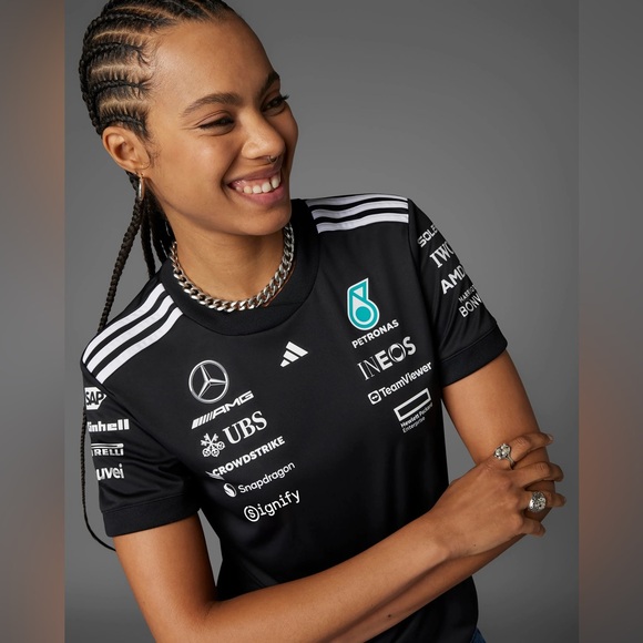 Black Mercedes 2025 team driver PETRONAS F1 youth tee T-shirt M - Picture 1 of 6